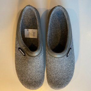 Giesswein Chamerau Men's Wool Slip On Clog Slippers, Gray, Euro 43, US 10 [NWOT]